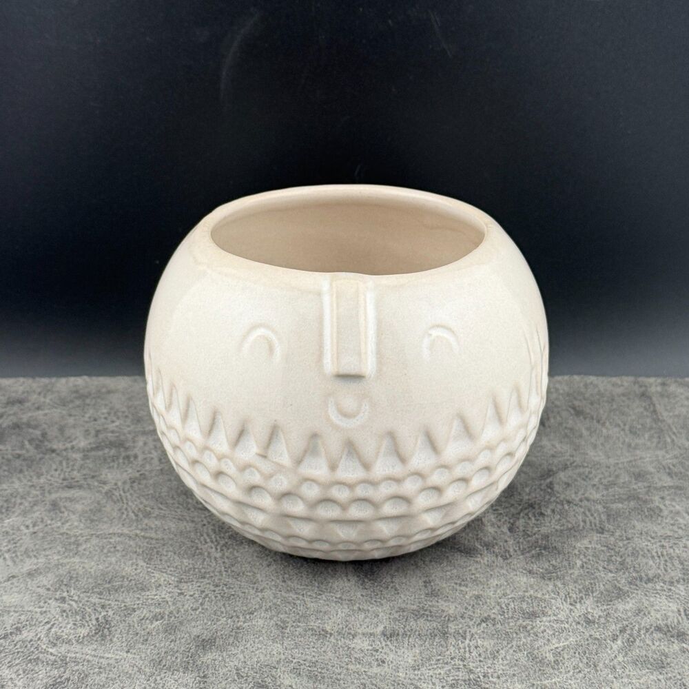West Elm Atelier Stella Abstract Round MCM Pottery Beige Face Vase 3.25"